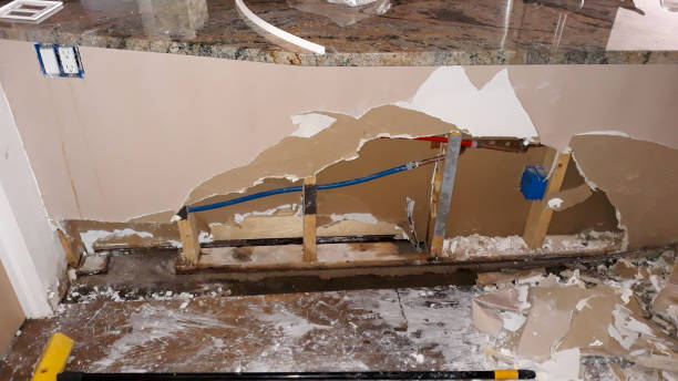 Best Emergency water damage restoration  in Northwoods, MO